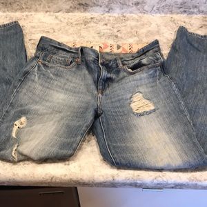 Boyfriend cut jeans